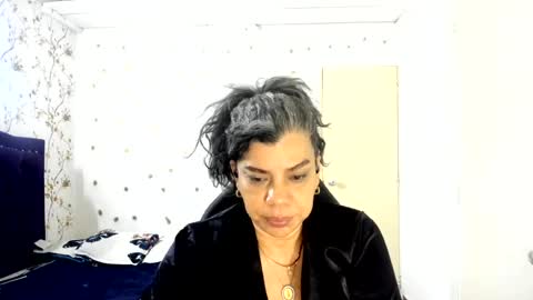 VIKY ADAMS online show from 06-25-26, 05:45