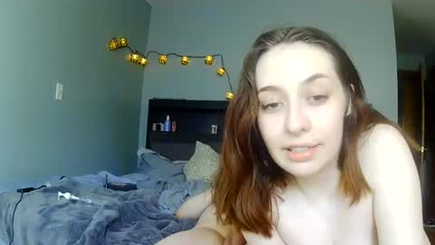 Snapshot of vileshawtyy chatting on 06-16-26, 01:36 Vileshawtyy online show from 06-16-26, 01:36