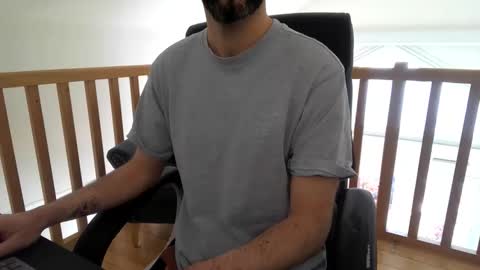 Vince online show from 10-30-25, 10:06