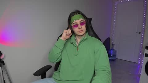 Vincent Strong online show from 12-03-24, 07:54