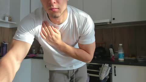 Snapshot of vincent_o chatting on 02-13-25, 08:17 Vincent. uncut 18cm online show from 02-13-25, 08:17