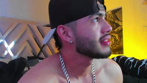 Snapshot of vincentblack_ chatting on 03-01-26, 04:47 Vincent online show from 03-01-26, 04:47