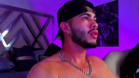 Snapshot of vincentblack_ chatting on 03-09-26, 09:35 Vincent online show from 03-09-26, 09:35