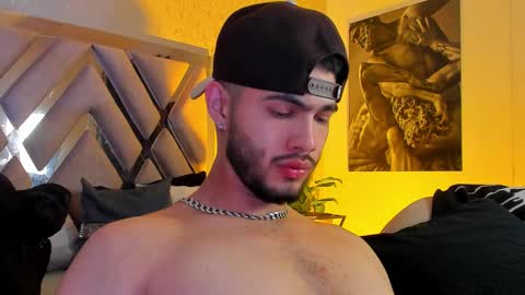 Snapshot of vincentblack_ chatting on 03-13-26, 05:03 Vincent online show from 03-13-26, 05:03