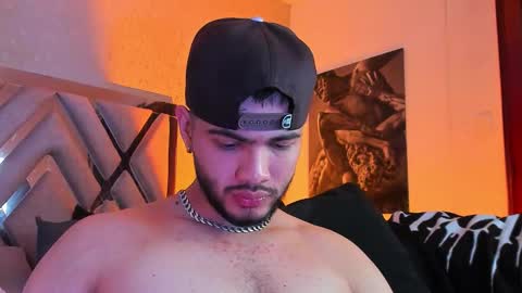 Snapshot of vincentblack_ chatting on 03-26-26, 04:07 Vincent online show from 03-26-26, 04:07