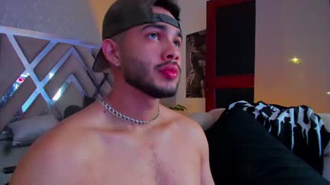 Vincent online show from 06-19-26, 03:00