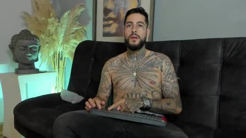 Vincent Sartori online show from 11-22-25, 08:19