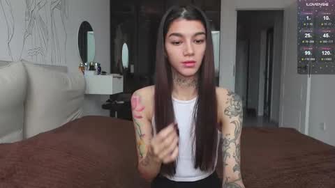 vinkitinkii online show from 10-29-25, 07:32