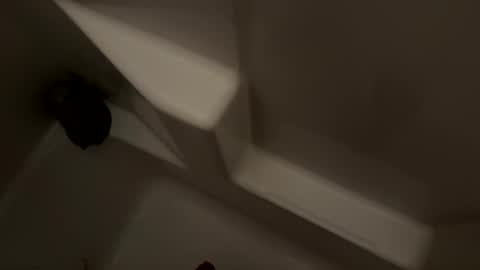 Snapshot of vinny121509 chatting on 03-18-26, 01:36 vinny121509 online show from 03-18-26, 01:36