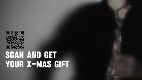 Snapshot of vinylstore chatting on 12-25-24, 03:06 Diva Silvia online show from 12-25-24, 03:06