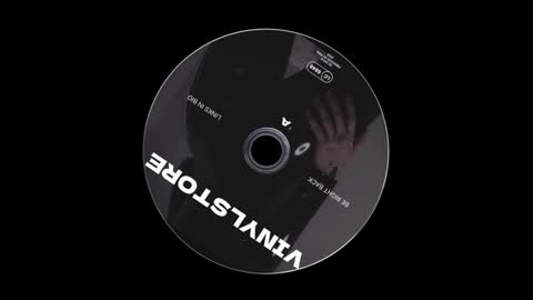 Snapshot of vinylstore chatting on 01-20-25, 03:07 Diva Silvia online show from 01-20-25, 03:07