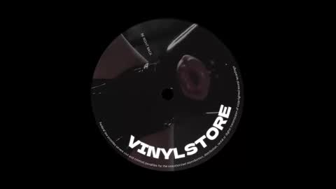 Snapshot of vinylstore chatting on 01-25-25, 10:08 Diva Silvia online show from 01-25-25, 10:08