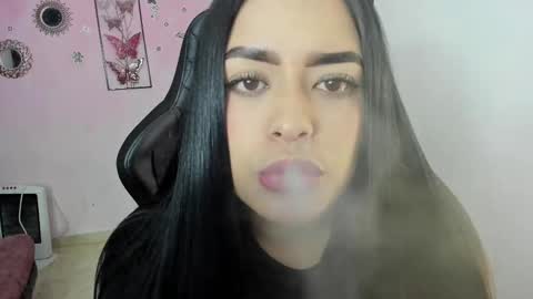 Daniela online show from 11-04-25, 03:27