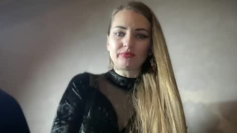 Funny  girl online show from 12-09-24, 04:56