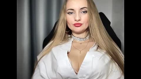 Funny  girl online show from 12-12-24, 10:09