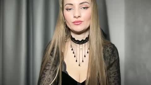 Funny  girl online show from 12-13-24, 08:26