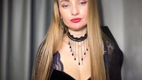 Funny  girl online show from 12-14-24, 01:06