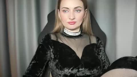 Funny  girl online show from 12-28-24, 08:47