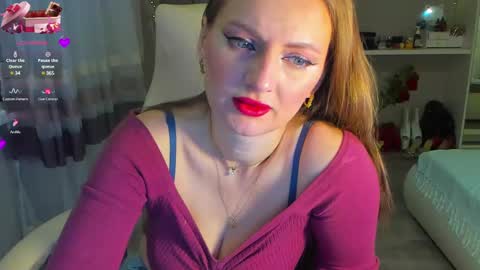Funny  girl online show from 02-26-25, 12:05