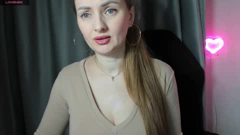 Funny  girl online show from 03-22-26, 03:59
