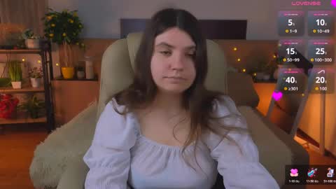 Snapshot of viola__shy chatting on 05-23-26, 09:19 Viola online show from 05-23-26, 09:19