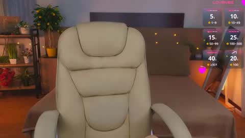 Snapshot of viola__shy chatting on 05-27-26, 01:57 Viola online show from 05-27-26, 01:57