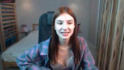 violaberry__ online show from 09-15-25, 04:34