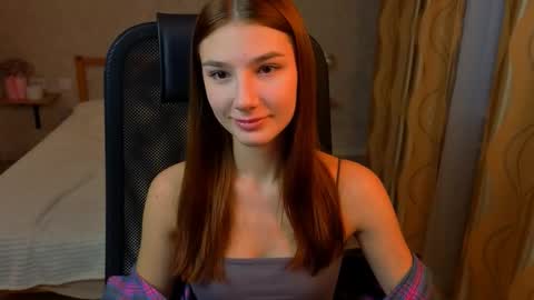 violaberry__ online show from 11-03-25, 02:13