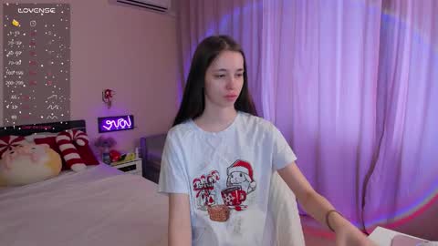 Snapshot of violarivera chatting on 03-09-26, 08:29 violarivera online show from 03-09-26, 08:29