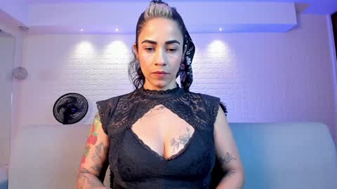 Violett  Everyday From 0530 to 1430 Col Time online show from 02-06-25, 10:59