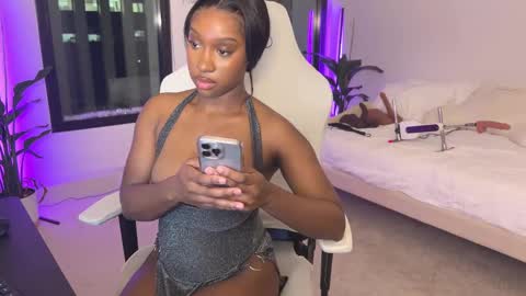 Fantasy Black Girl online show from 01-26-25, 05:13