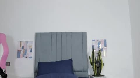 Violet online show from 01-13-25, 09:52