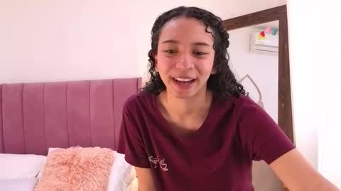 violet__15 online show from 04-06-26, 12:06