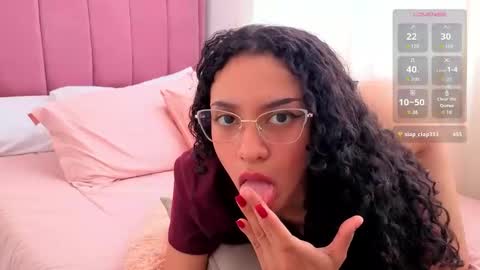 violet__15 online show from 05-11-26, 04:04