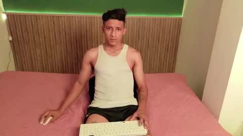 violet_and_dylan online show from 12-21-25, 12:12