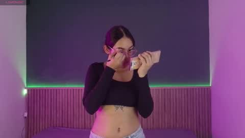 violet_and_dylan online show from 02-05-26, 01:16