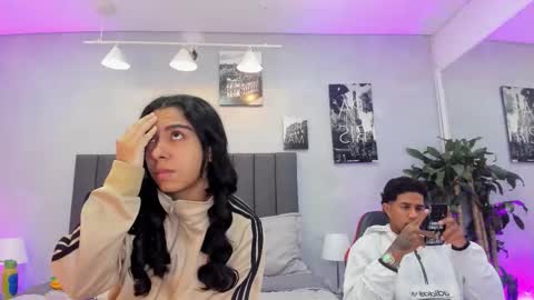 Violet and Myers online show from 11-12-25, 11:10