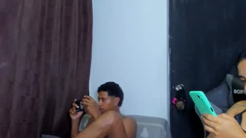 Violet and Myers online show from 01-16-26, 07:51