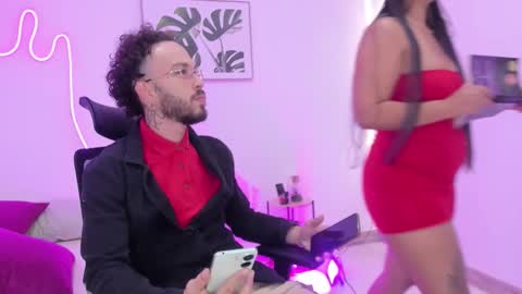 Violet and Paul online show from 10-11-25, 03:06