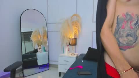 Violet and Paul online show from 10-17-25, 03:42