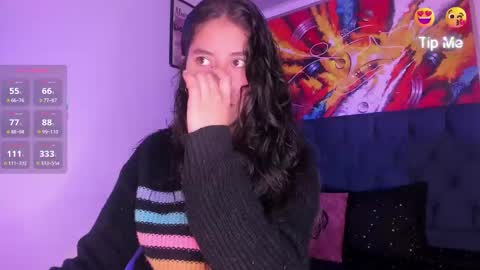 Snapshot of violet_blaze chatting on 10-16-25, 10:05 online show from 10-16-25, 10:05