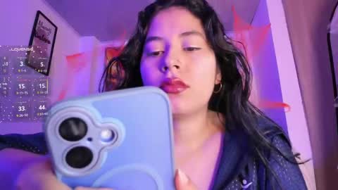 Snapshot of violet_blaze chatting on 11-02-25, 10:28 online show from 11-02-25, 10:28