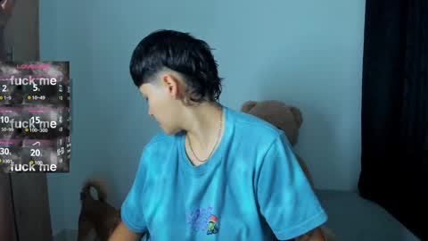 Snapshot of violet_casper_ chatting on 12-14-24, 09:40 Violet and Casper online show from 12-14-24, 09:40