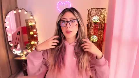 violet online show from 01-09-25, 07:40