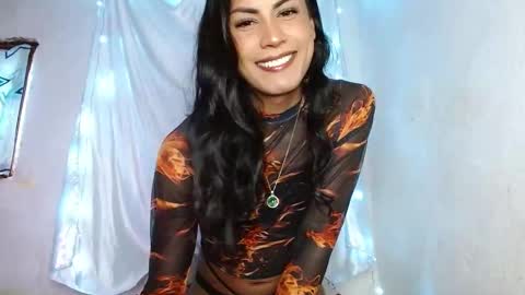 violet_sexhot28 online show from 01-03-25, 01:47