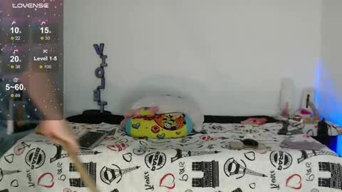 Snapshot of violet_sweet_23 chatting on 10-03-25, 06:54 violet-sweet-23 online show from 10-03-25, 06:54