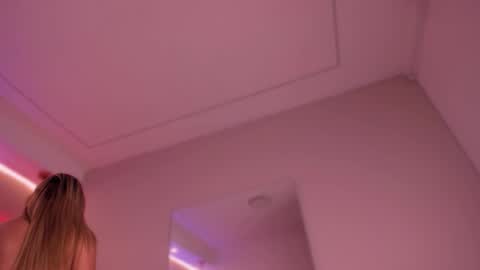 Violeta  online show from 09-28-25, 10:20