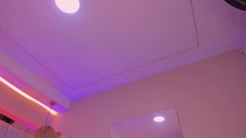 Violeta  online show from 10-21-25, 10:49