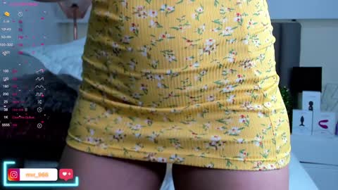 Snapshot of violeta_cs chatting on 12-04-24, 11:46 online show from 12-04-24, 11:46
