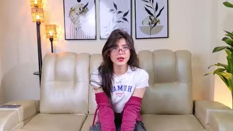 Violeta online show from 10-10-25, 07:46